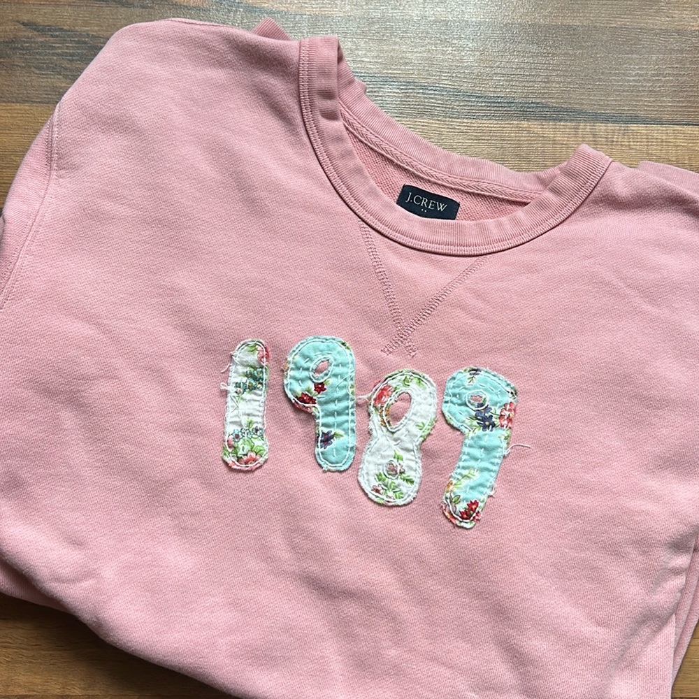 1989 Taylor Swift Quilted Embroidered Crewneck